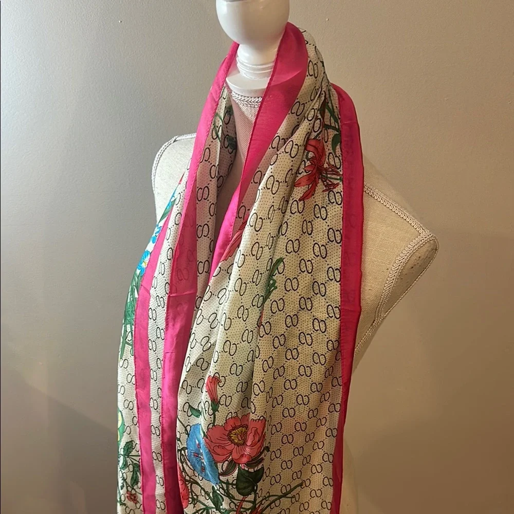 Pink and Cream‎ Floral Wrap with Botanical Motifs